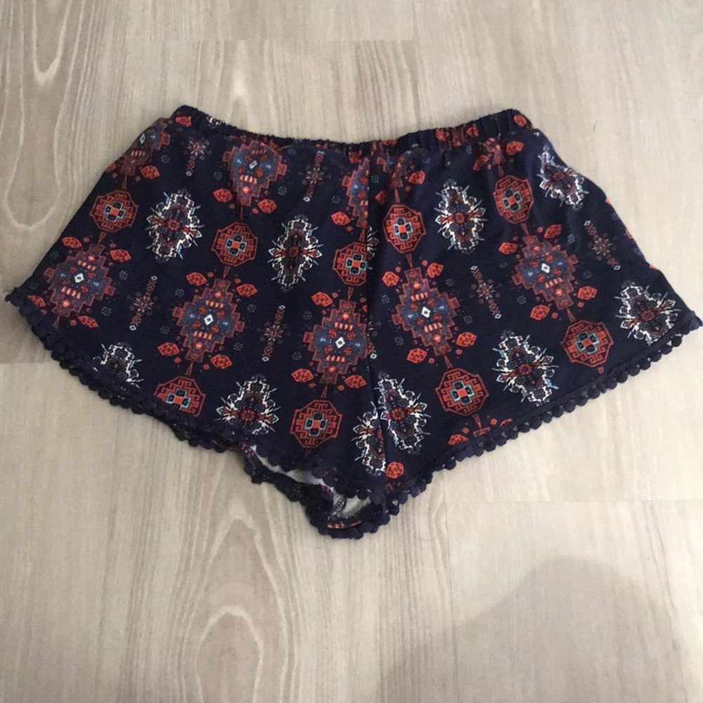 Patterned shorts